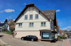 Hauptbild Sanierungsbedürftiges Wohn- und Geschäftshaus mit Ausbaupotenzial