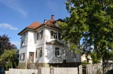 Hauptbild Sanierungsbedürftige Villa mit Charme - denkmalgeschütztes Juwel in begehrter Wohnlage